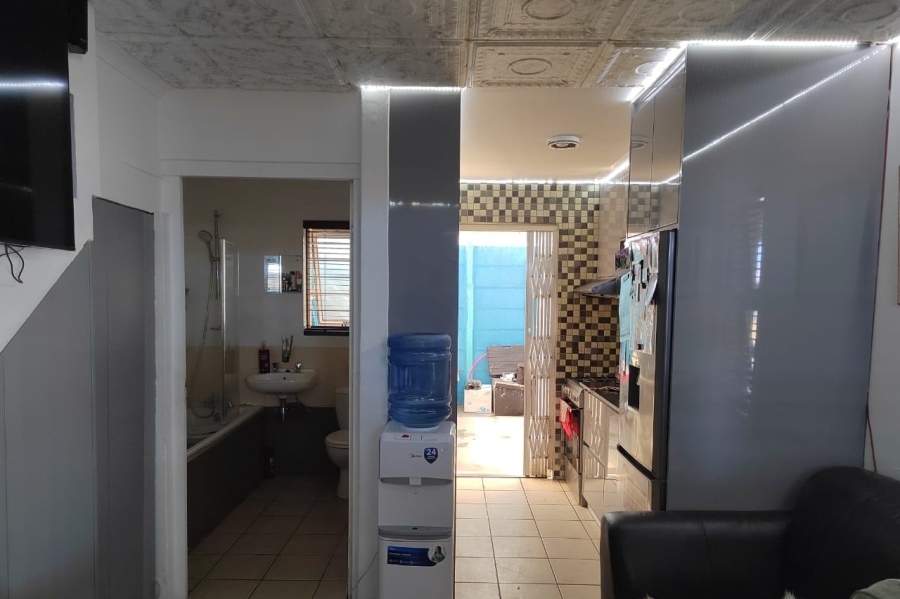 2 Bedroom Property for Sale in Woodlands Western Cape